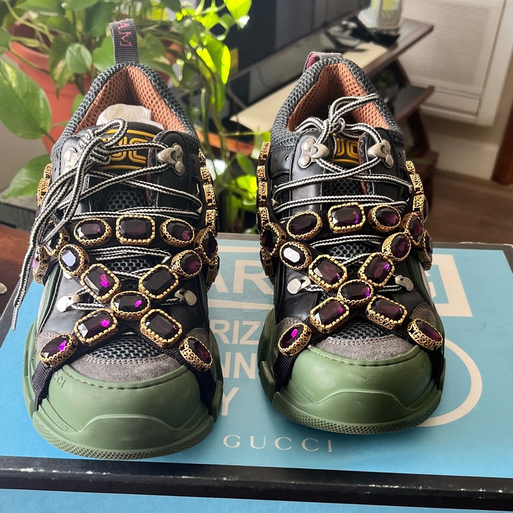 Cute Original Gucci shoes